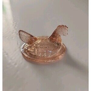 Vtg Mosser Glass Mini Hen on Nest HEN ONLY Pink Carnival Salt Cellar Replacement